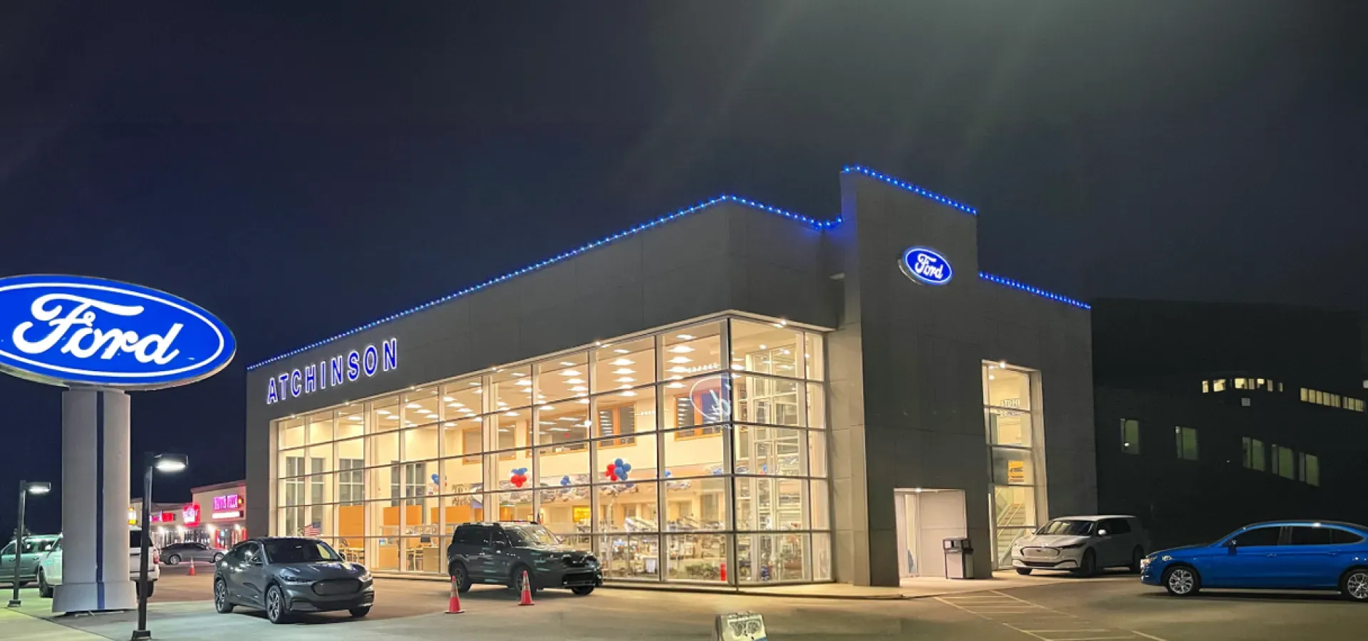 car dealership lighting