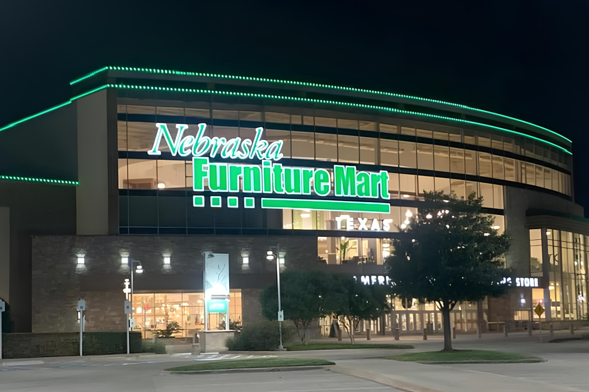  Commercial Lights - BlueHopper Lighting Application