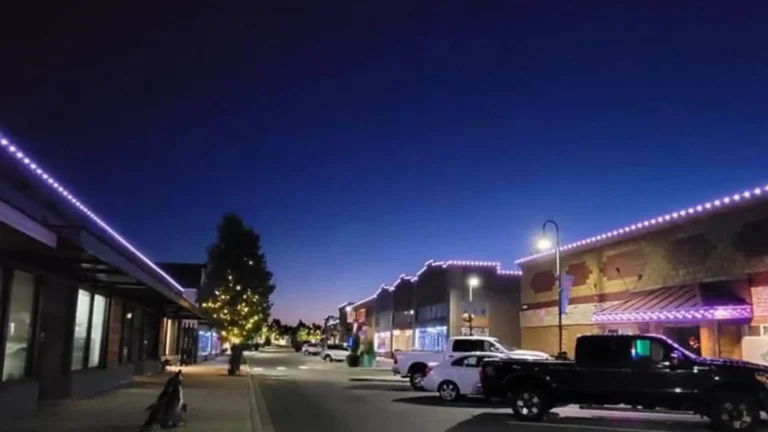 Truck Dealerships Use Permanent Outdoor Lighting